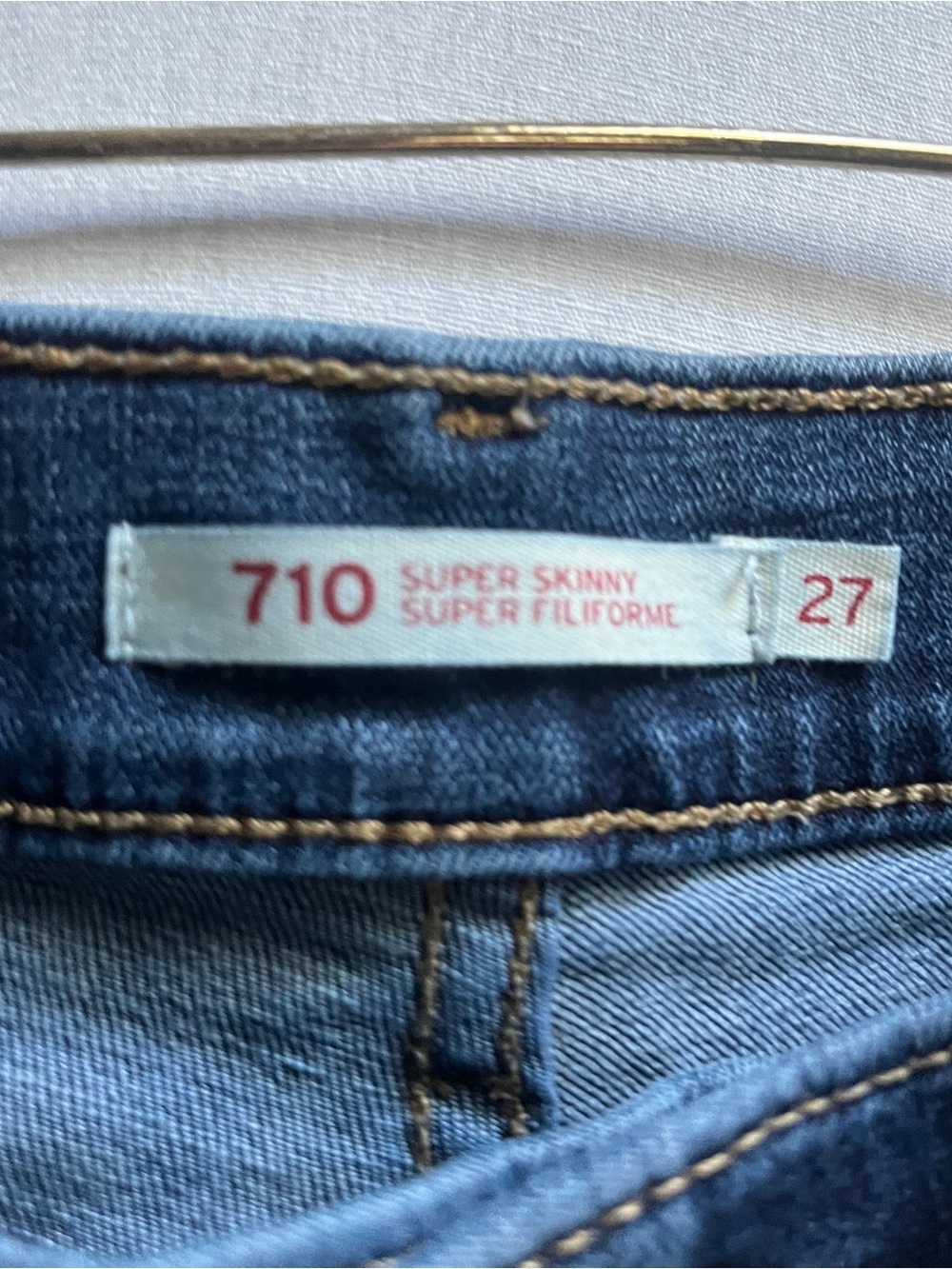 Levi's Women's Super Skinny Distressed Jeans Sz 27 - Picture 4 of 11